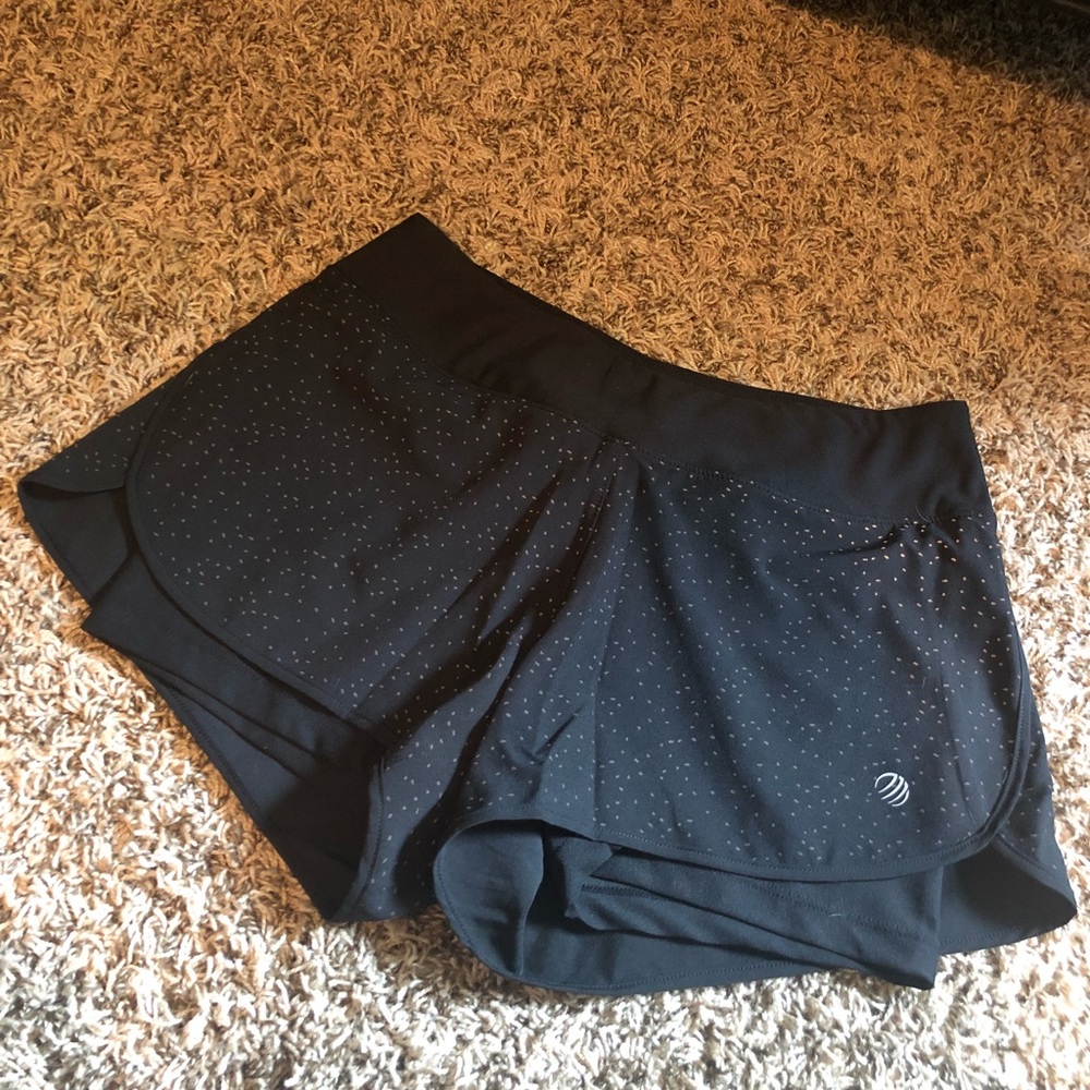 speckled shorts